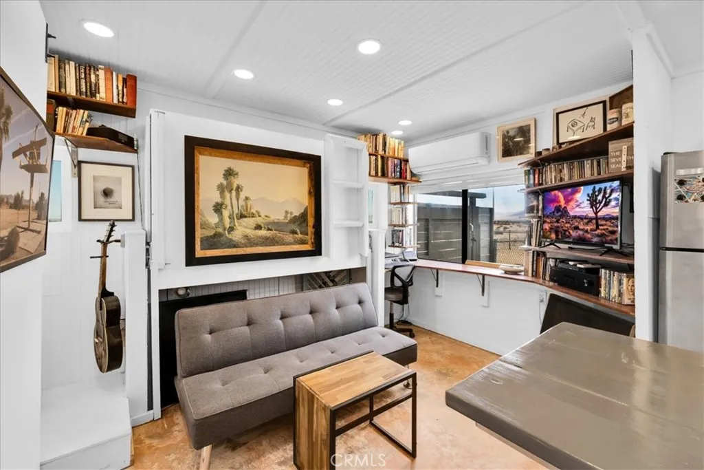 Additional image 39 of 84951 Amboy Rd, 29 Palms, CA 92277