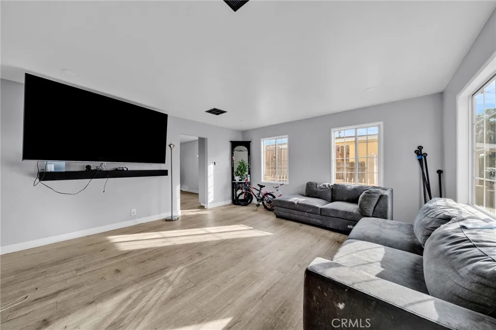 Additional image 5 of 7044 Nestle Avenue, Reseda, CA 91335