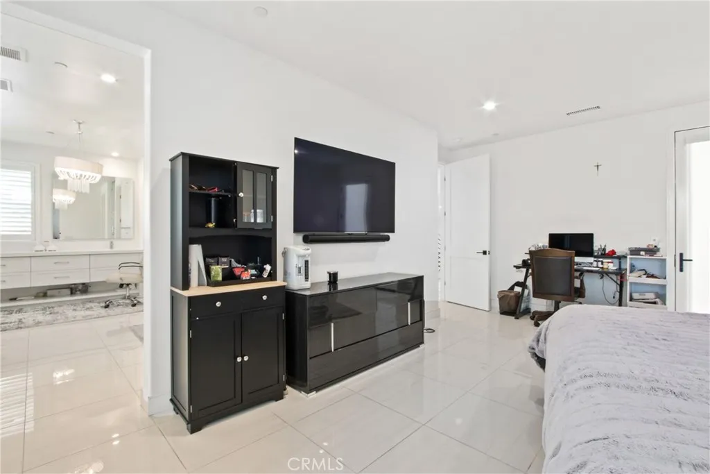 Additional image 127 of 208 Ocean Place, Seal Beach, CA 90740