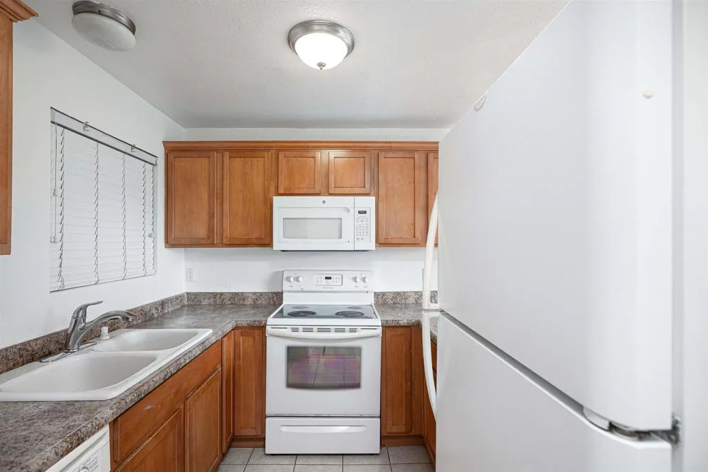 Additional image 33 of 3285 Ocean View Blvd Unit 17, San Diego, CA 92113