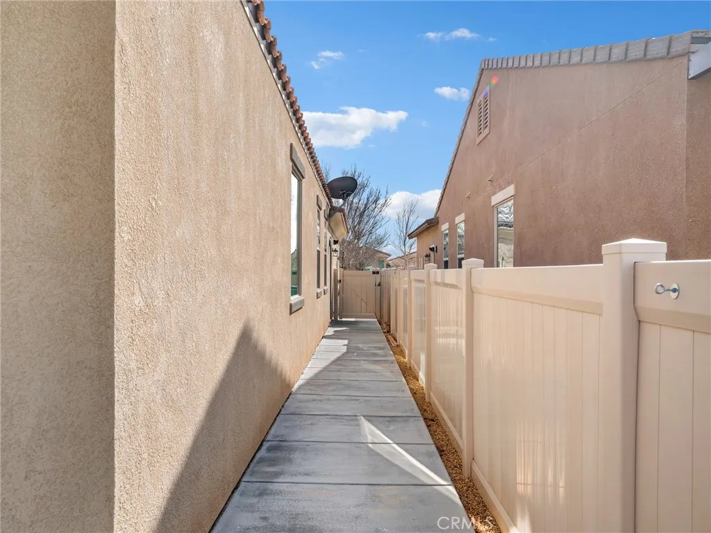 Additional image 34 of 18920 Lasso Street, Apple Valley, CA 92308