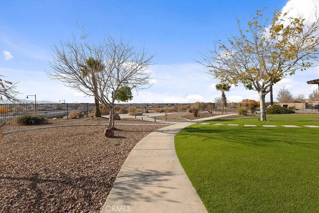 Additional image 126 of 18785 Sahale, Apple Valley, CA 92307