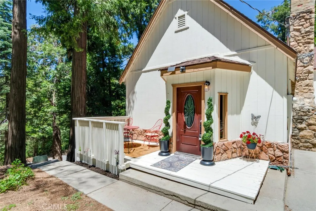 Additional image 4 of 901 Ca-173, Lake Arrowhead, CA 92352