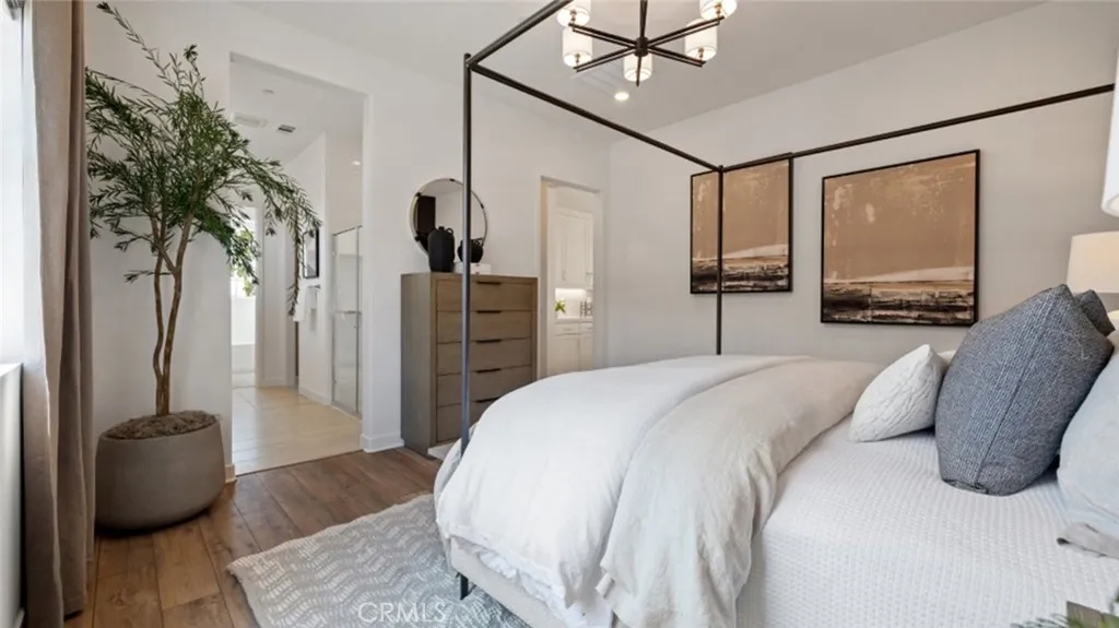 Additional image 13 of 24500 Via El Balneario, Valencia, CA 91354