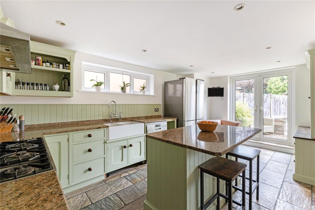 Additional image 5 of Roundwood Lane, Harpenden, Hertfordshire, AL5