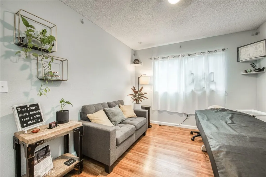 Additional image 57 of 6189 N Cleo Avenue, Fresno, CA 93722