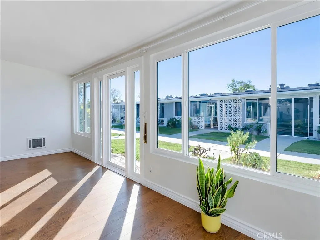 Additional image 5 of 13860 St. Andrews Dr Unit 62i, Seal Beach, CA 90740