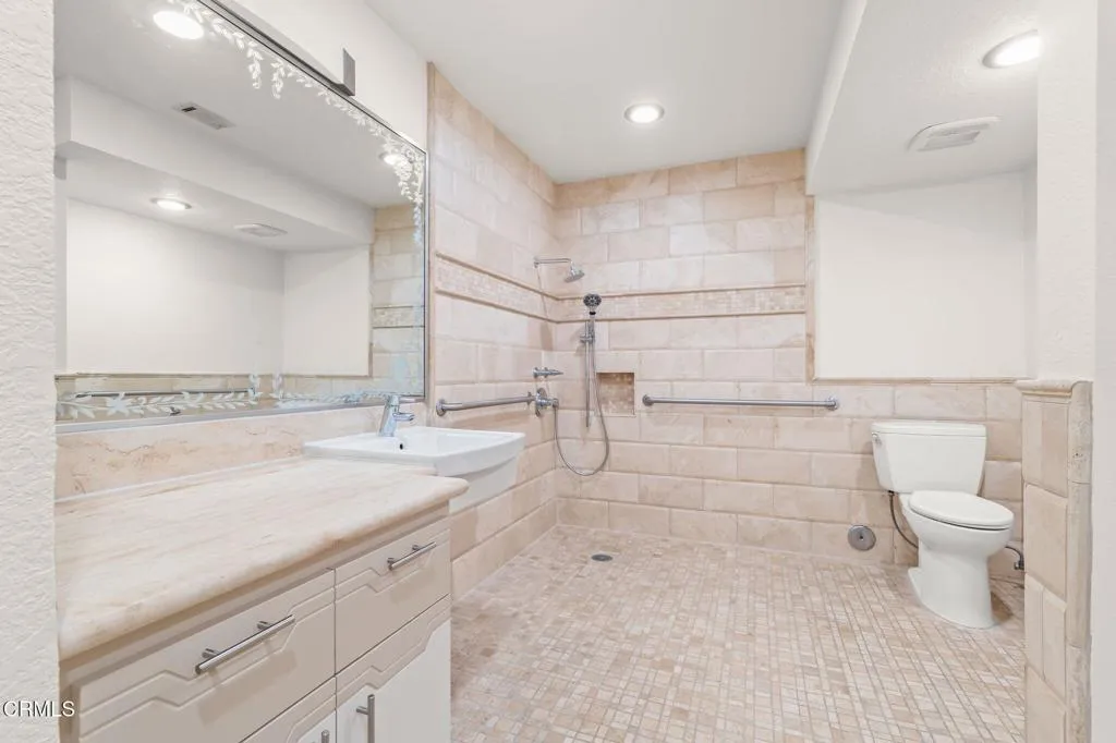 Additional image 62 of 2202 Martinique Lane, Oxnard, CA 93035