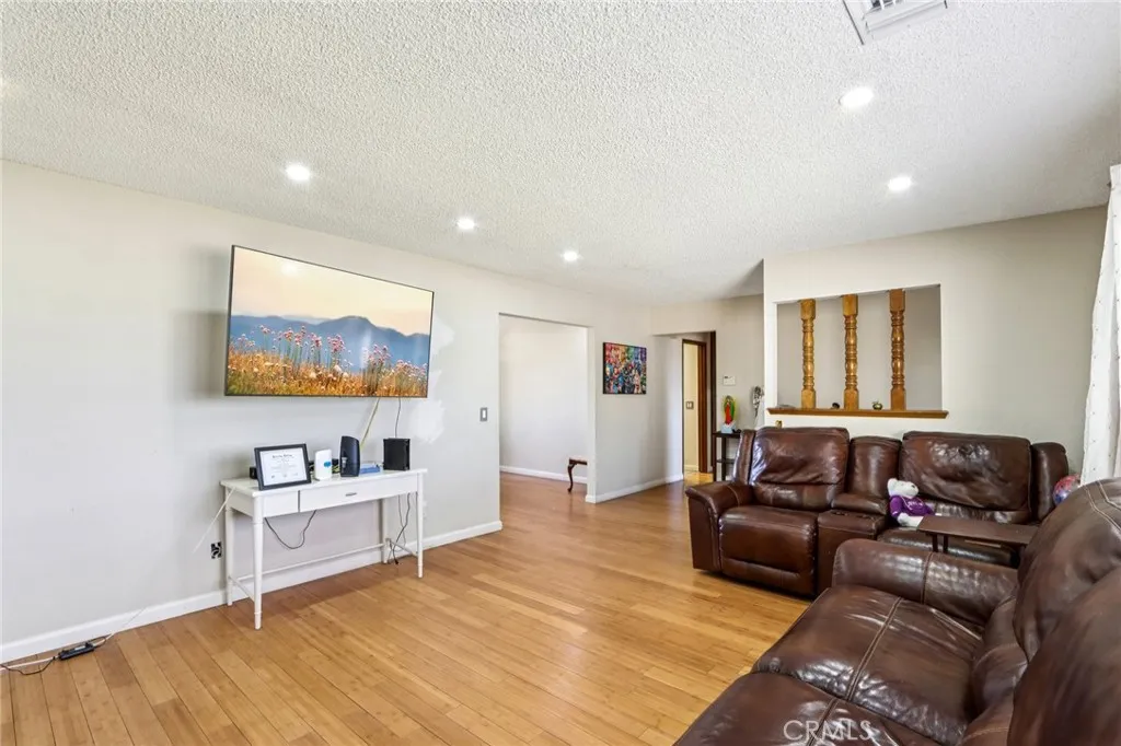 Additional image 41 of 14057 Crow Rd, Apple Valley, CA 92307