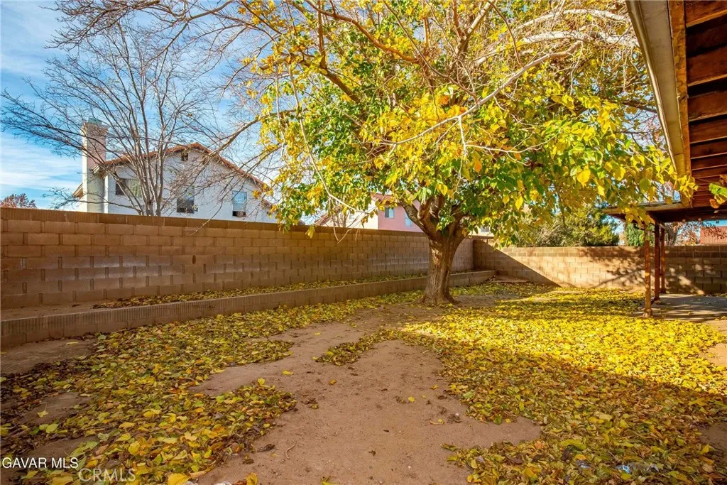 Additional image 29 of 43637 Rembrandt St, Lancaster, CA 93535