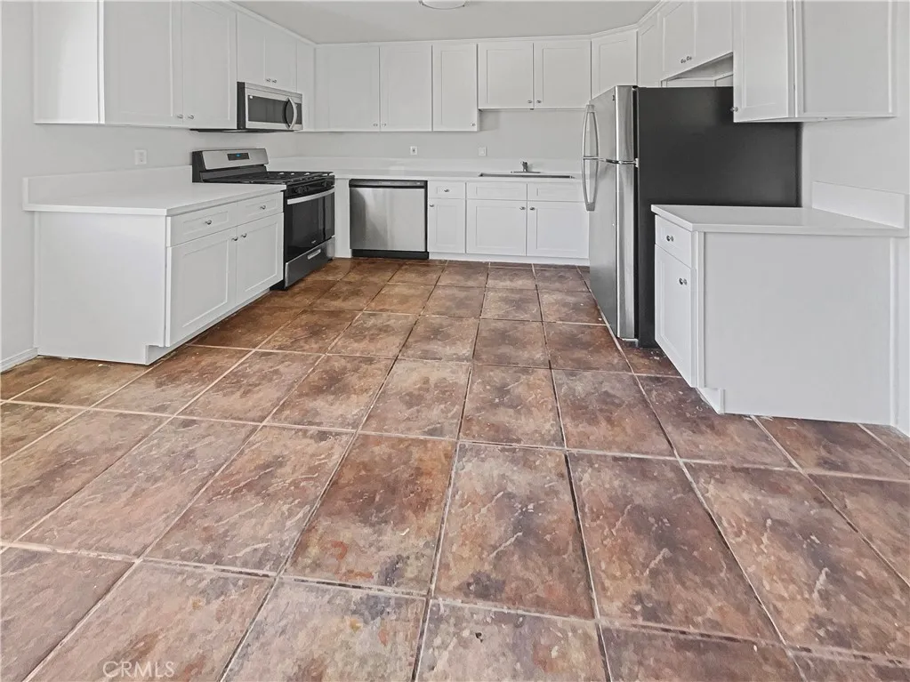 Additional image 25 of 8800 Cedros Unit 209, Panorama City, CA 91402