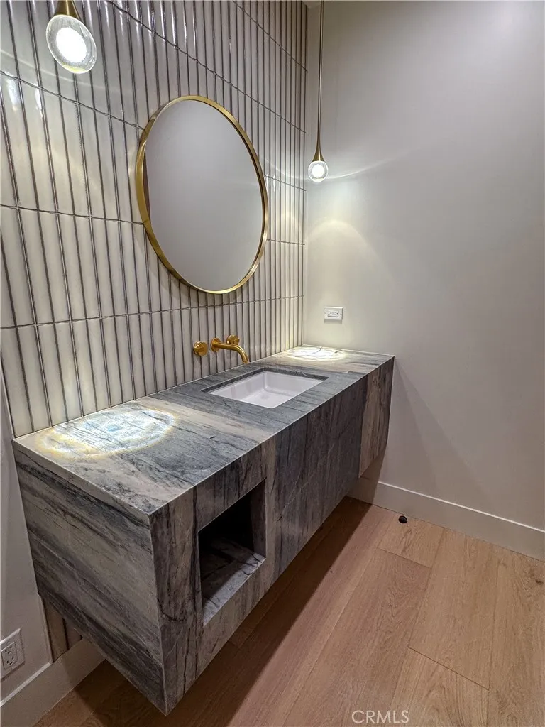 Additional image 97 of 404 16th Street, Manhattan Beach, CA 90266