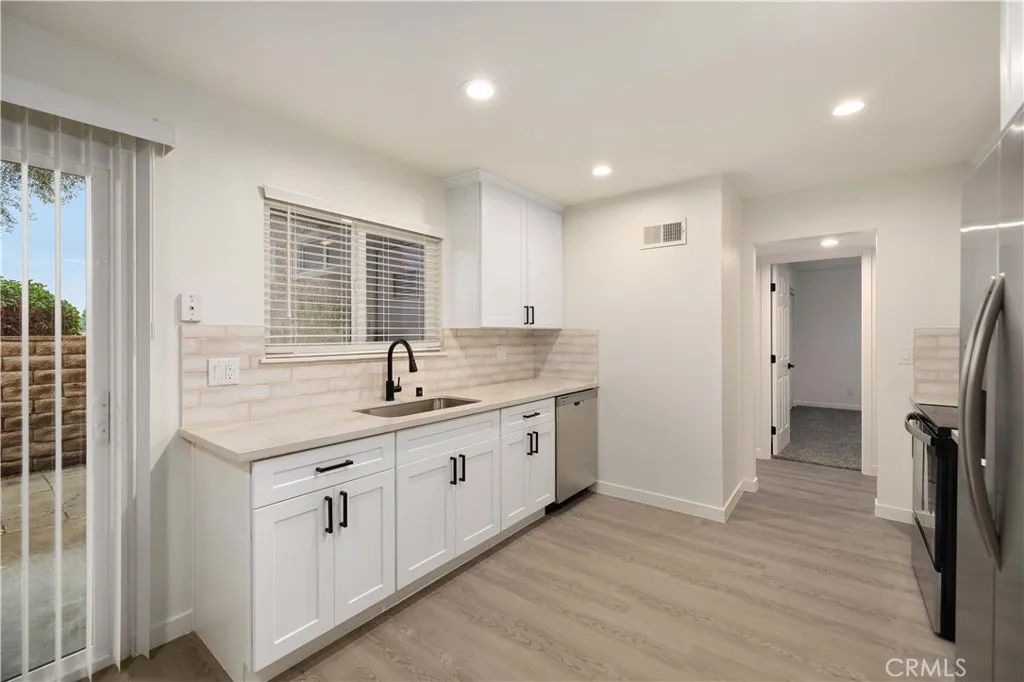 Additional image 27 of 42935 15th Street W Unit 9, Lancaster, CA 93534