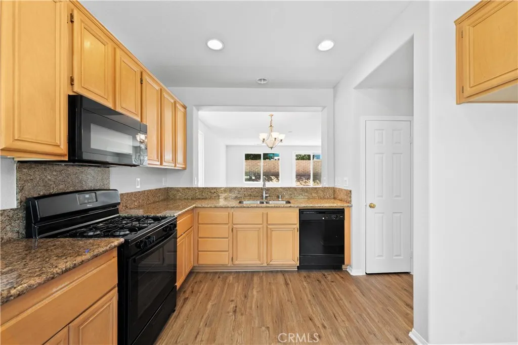 Additional image 47 of 36521 Silverado Drive, Palmdale, CA 93550