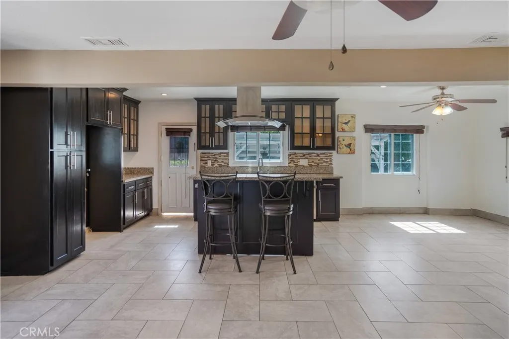 Additional image 25 of 400 E Buckthorn Street, Inglewood, CA 90301