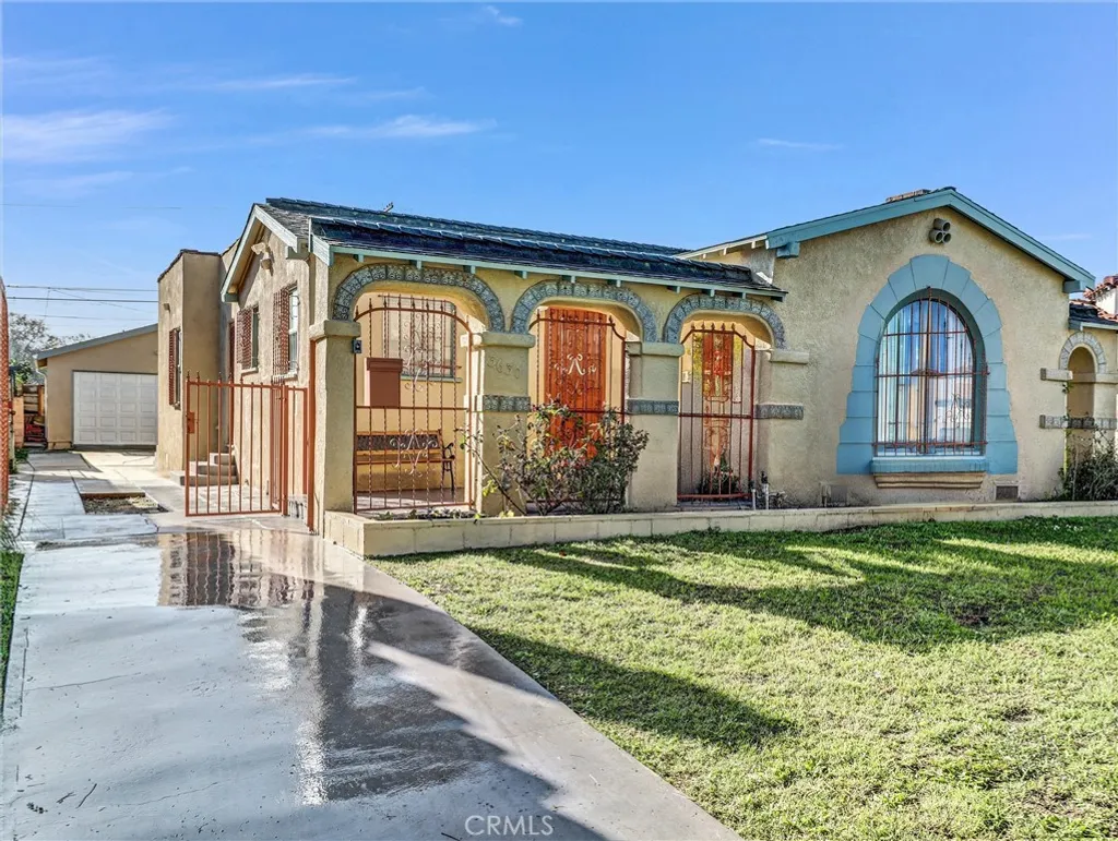 Additional image 4 of 3630 W 61st St, Los Angeles, CA 90043