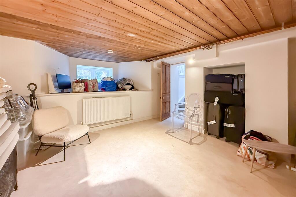 Additional image 34 of Gustard Wood, Wheathampstead, Hertfordshire, AL4