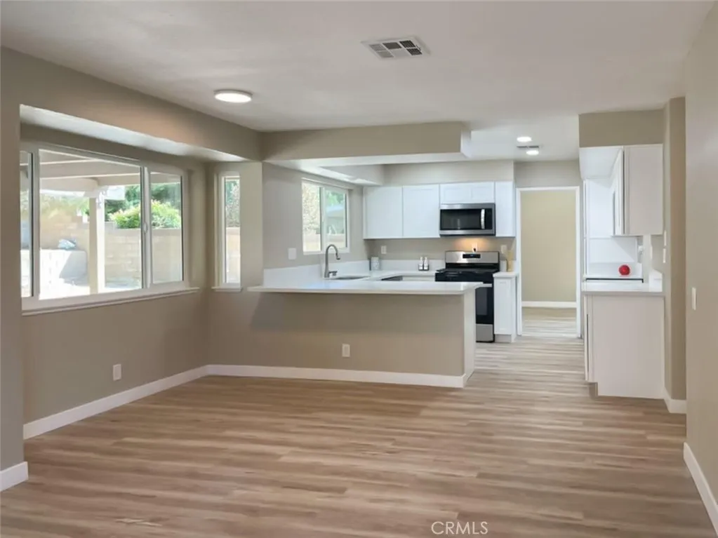 Additional image 52 of 43856 Windsor Place, Lancaster, CA 93536