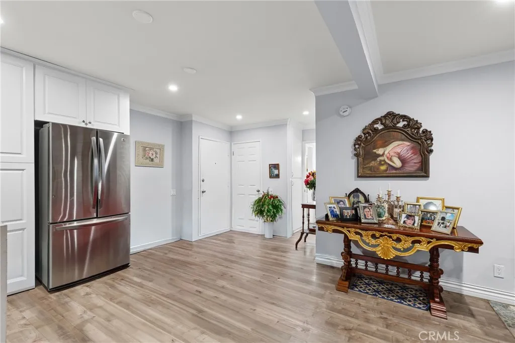 Additional image 4 of 5460 White Oak Avenue Unit D105, Encino, CA 91316