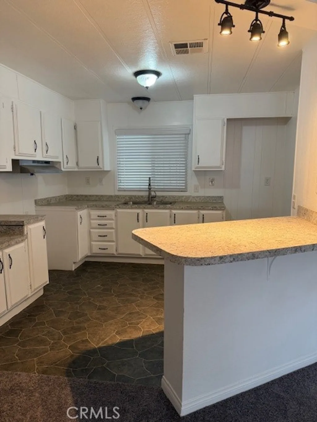 Additional image 18 of 26245 Baseline St Unit 23, Highland, CA 92346