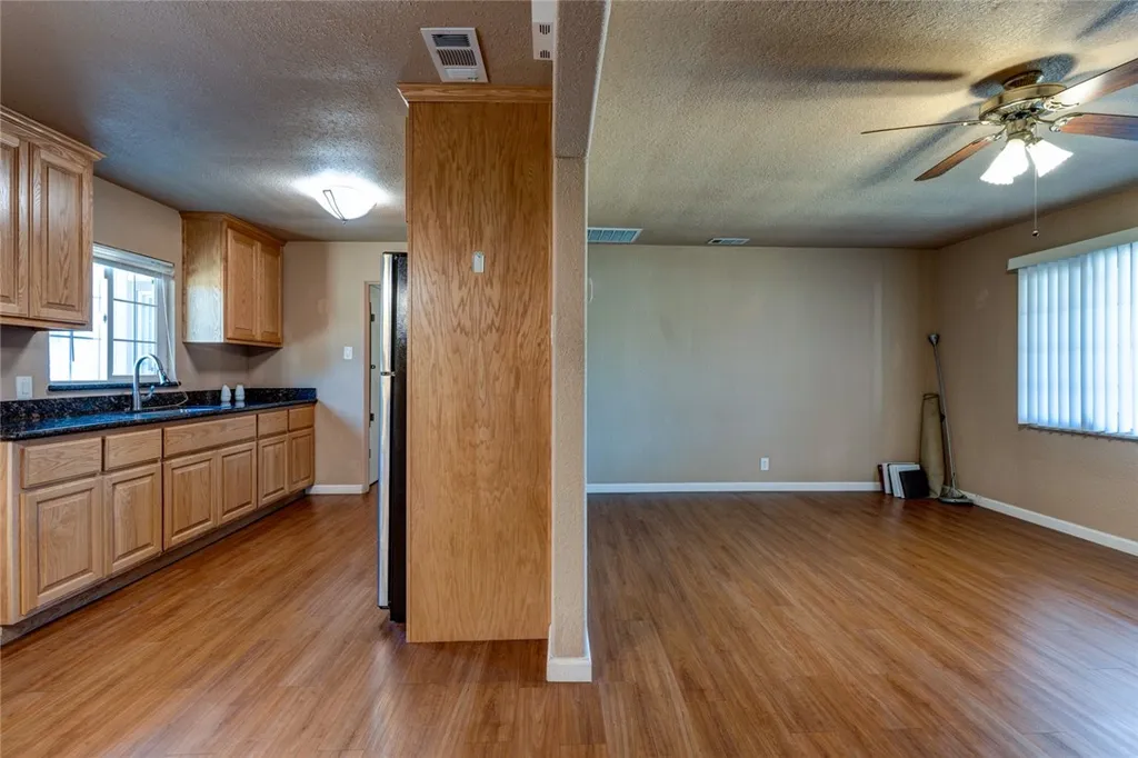 Additional image 10 of 1402 S Nevada Avenue, Los Banos, CA 93635