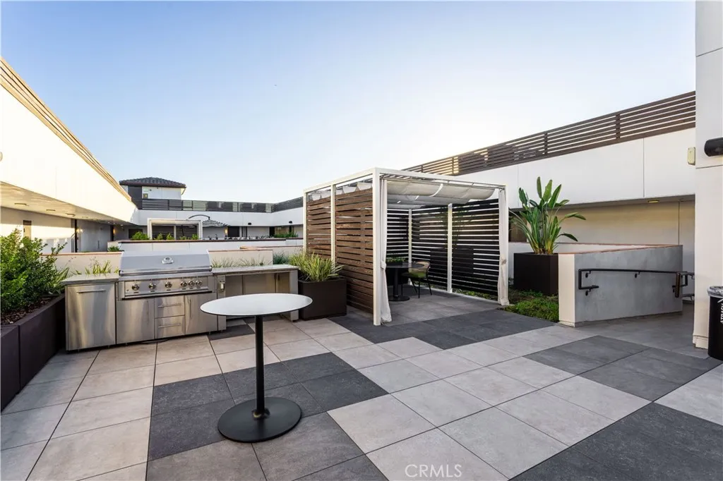 Additional image 24 of 1333 S Orange Grove Avenue Unit 205, Los Angeles, CA 90019