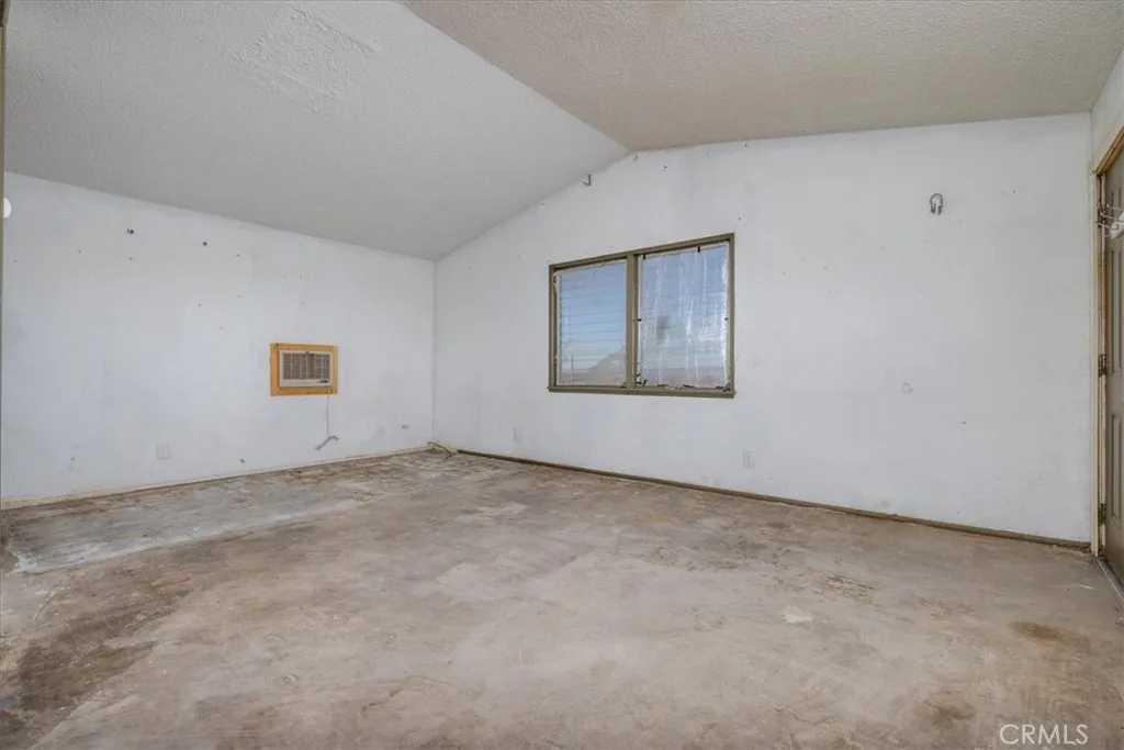 Additional image 41 of 69223 Papoose, 29 Palms, CA 92277