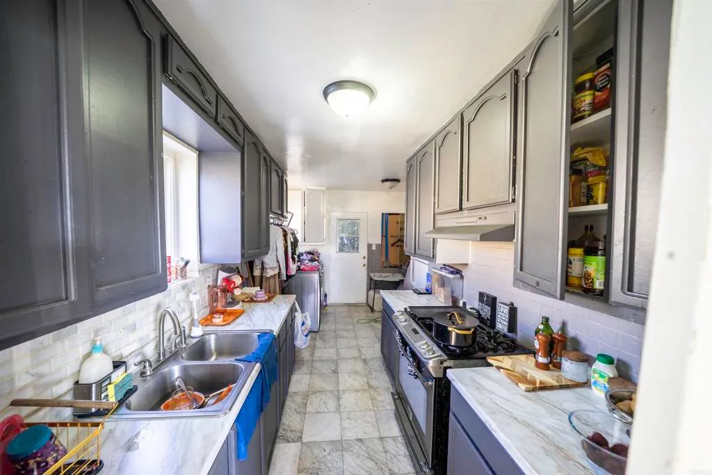 Additional image 16 of 7513 Pivot Street, Downey, CA 90241