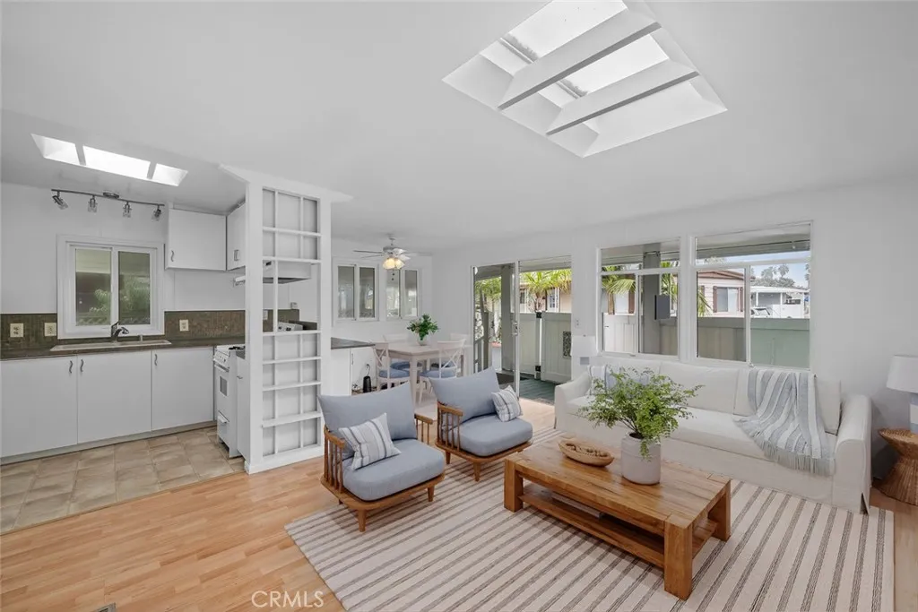 Additional image 6 of 307 Lexinton Circle, Newport Beach, CA 92660