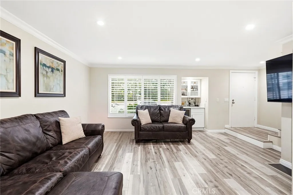 Additional image 35 of 10220 Zelzah Unit 4, Northridge, CA 91325