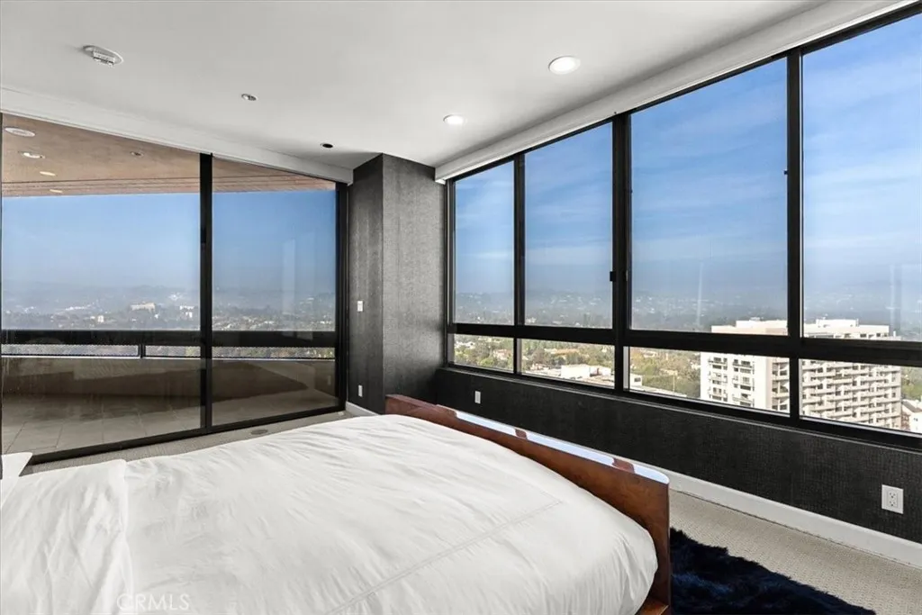 Additional image 13 of 10430 Wilshire Boulevard Unit 1903, Los Angeles, CA 90024