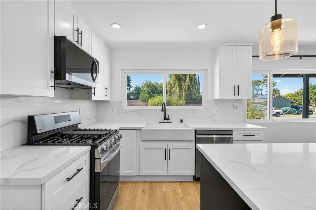 Additional image 16 of 1182 El Monte Dr, Simi Valley, CA 93065