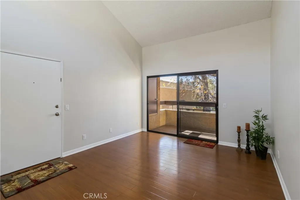 Additional image 6 of 18750 Mandan Street Unit 1102, Canyon Country, CA 91351