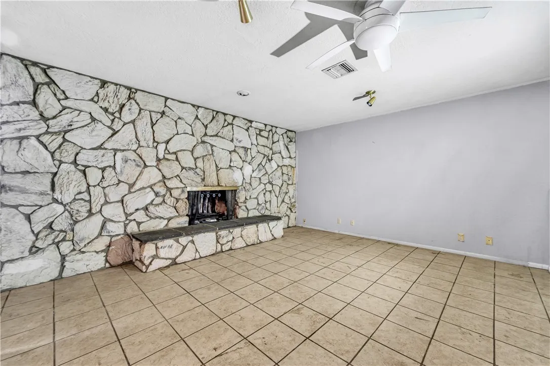 Additional image 34 of 42944 Beau Ville Court, Lancaster, CA 93536