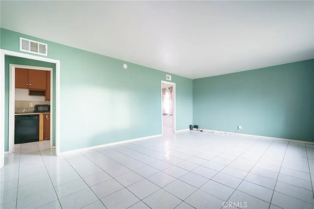 Additional image 43 of 423 Landsford Street, Lancaster, CA 93535