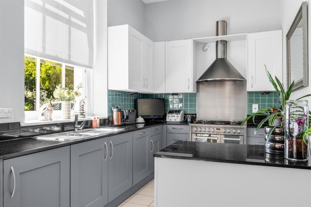 Additional image 7 of Tewin Water, Welwyn