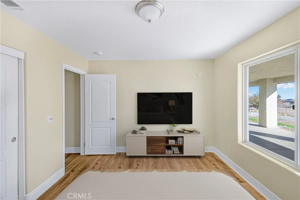 Additional image 51 of 10575 Tumbleweed Rd, Phelan, CA 92371