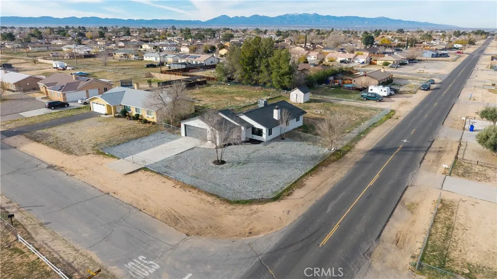 Additional image 90 of 12850 Lakota Rd, Apple Valley, CA 92308