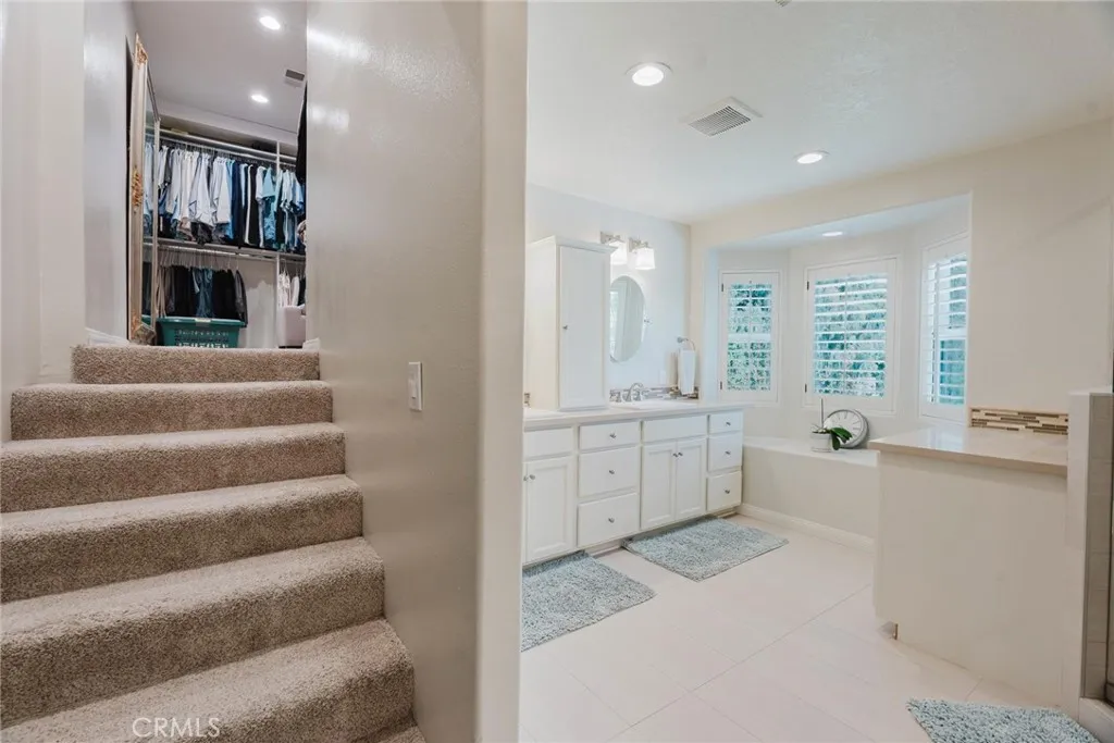 Additional image 42 of 27550 Alta Knoll Dr, Saugus, CA 91350