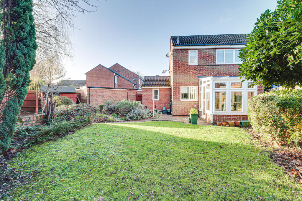 Additional image 17 of Cranbourne Drive, Harpenden, AL5