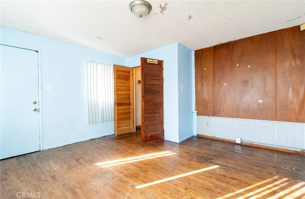 Additional image 77 of 3421 S Dunsmuir Ave, Los Angeles, CA 90016