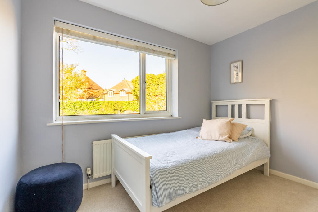 Additional image 14 of Broadfields, Harpenden, Hertfordshire, AL5