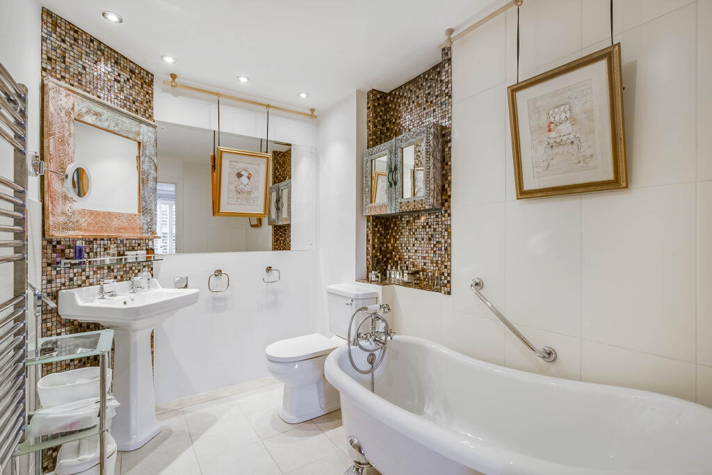 Additional image 2 of Wendover Lodge, Welwyn, AL6