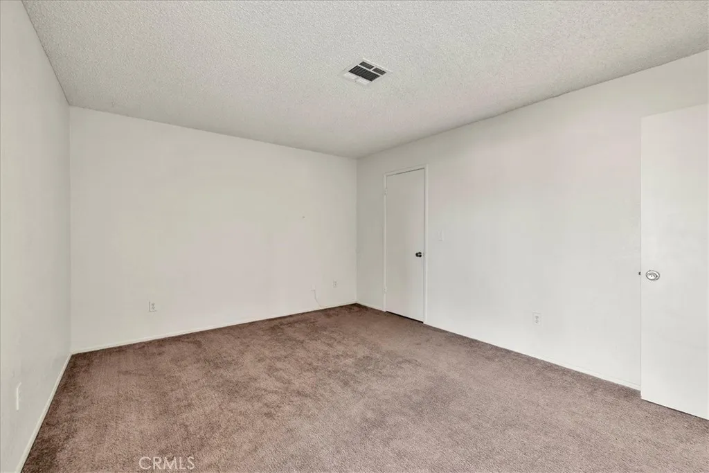 Additional image 19 of 5753 La Luna, 29 Palms, CA 92277