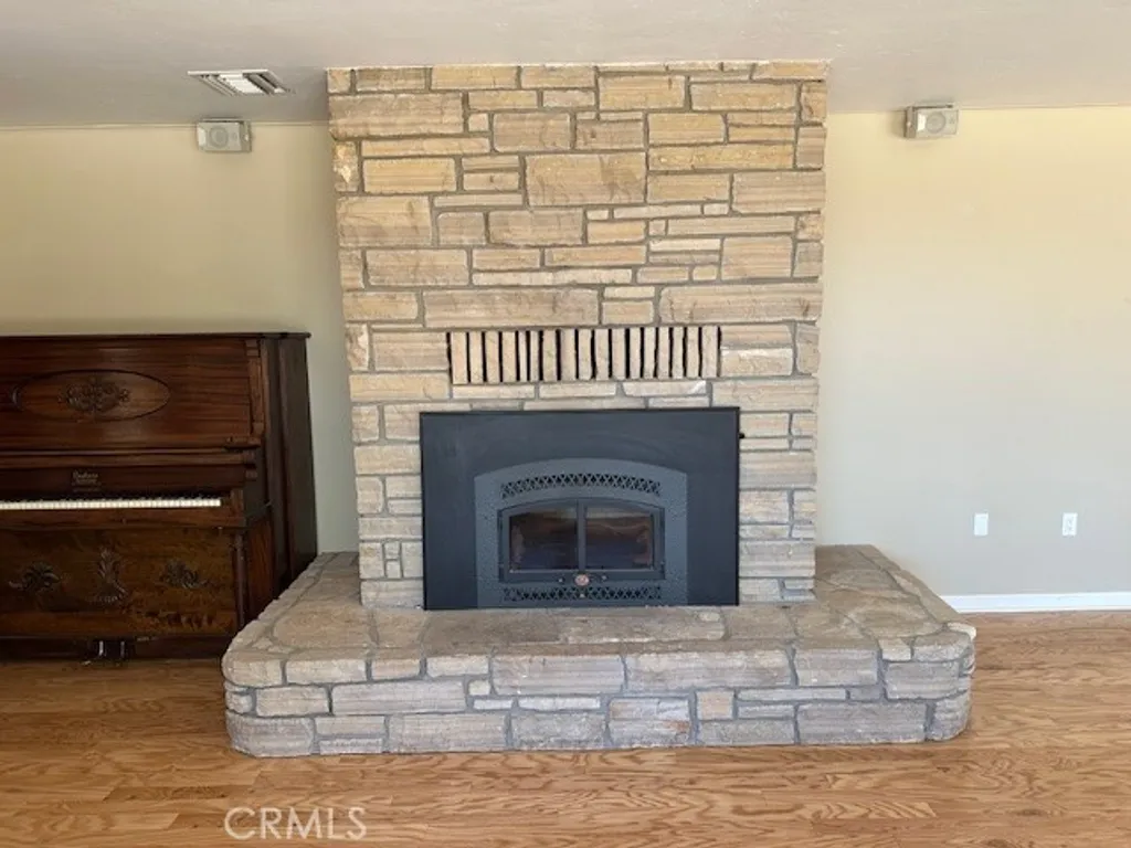 Additional image 7 of 215 Hilltop Dr, Paso Robles, CA 93446