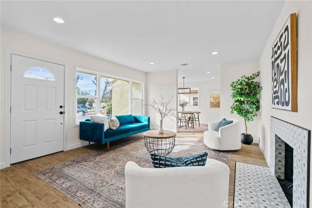 Additional image 8 of 18725 Covello, Reseda, CA 91335