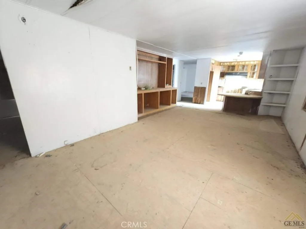 Additional image 12 of 330 Morning Glory Drive, California City, CA 93505