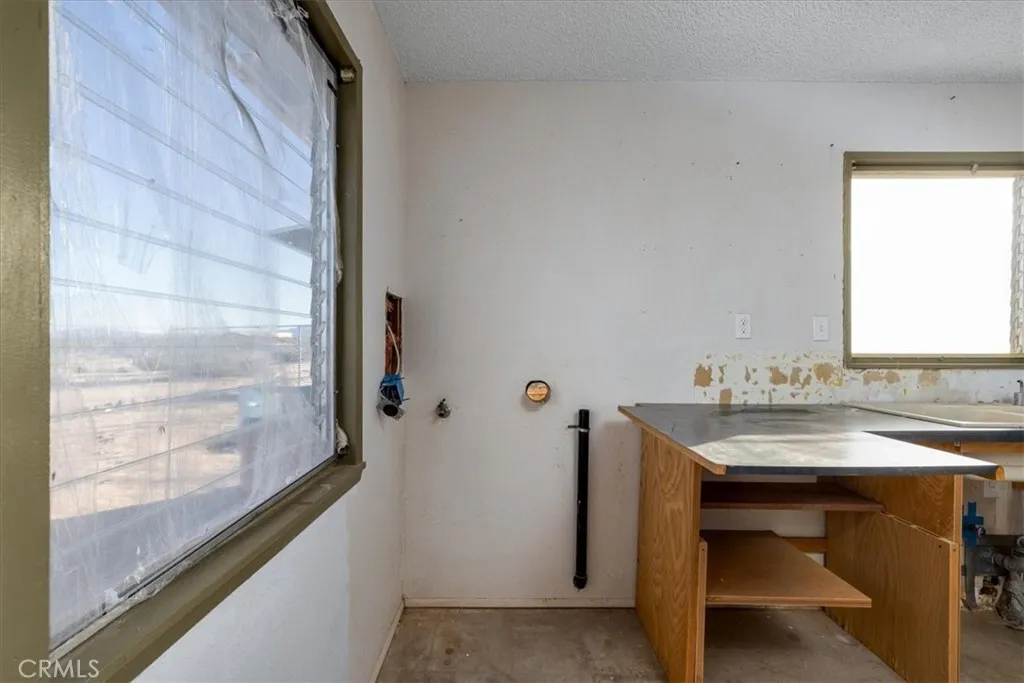 Additional image 48 of 69223 Papoose, 29 Palms, CA 92277