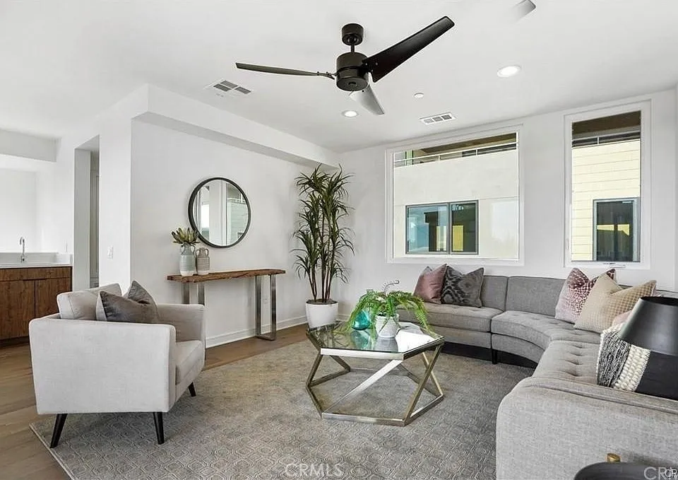 Additional image 39 of 1056 N Joels Place, Los Angeles, CA 90012