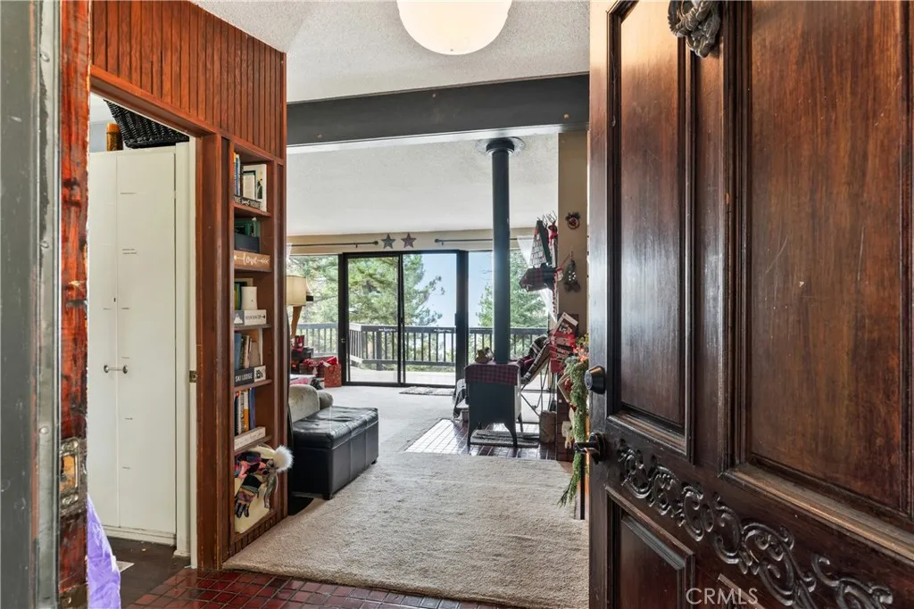 Additional image 13 of 1944 Willow Dr, Running Springs, CA 92382